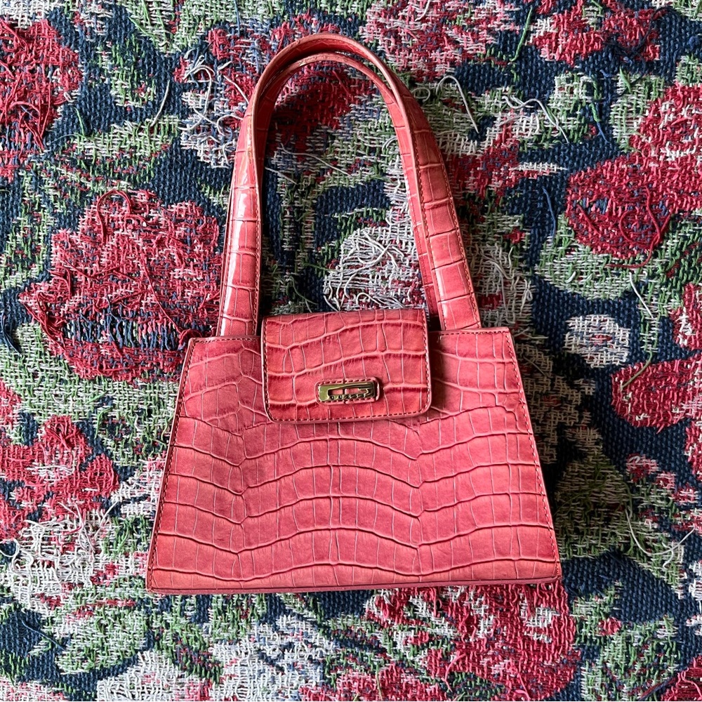 vintage Guess faux croc leather barbie core bubblegum pink mini bag